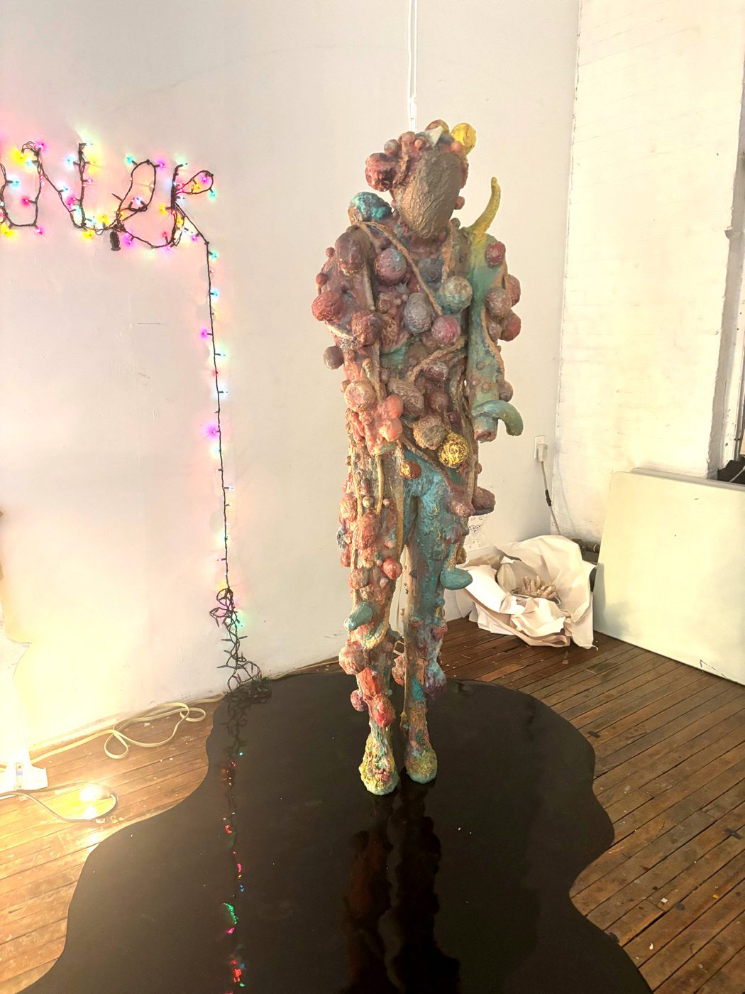 Mette Sterre's sculptural body mask